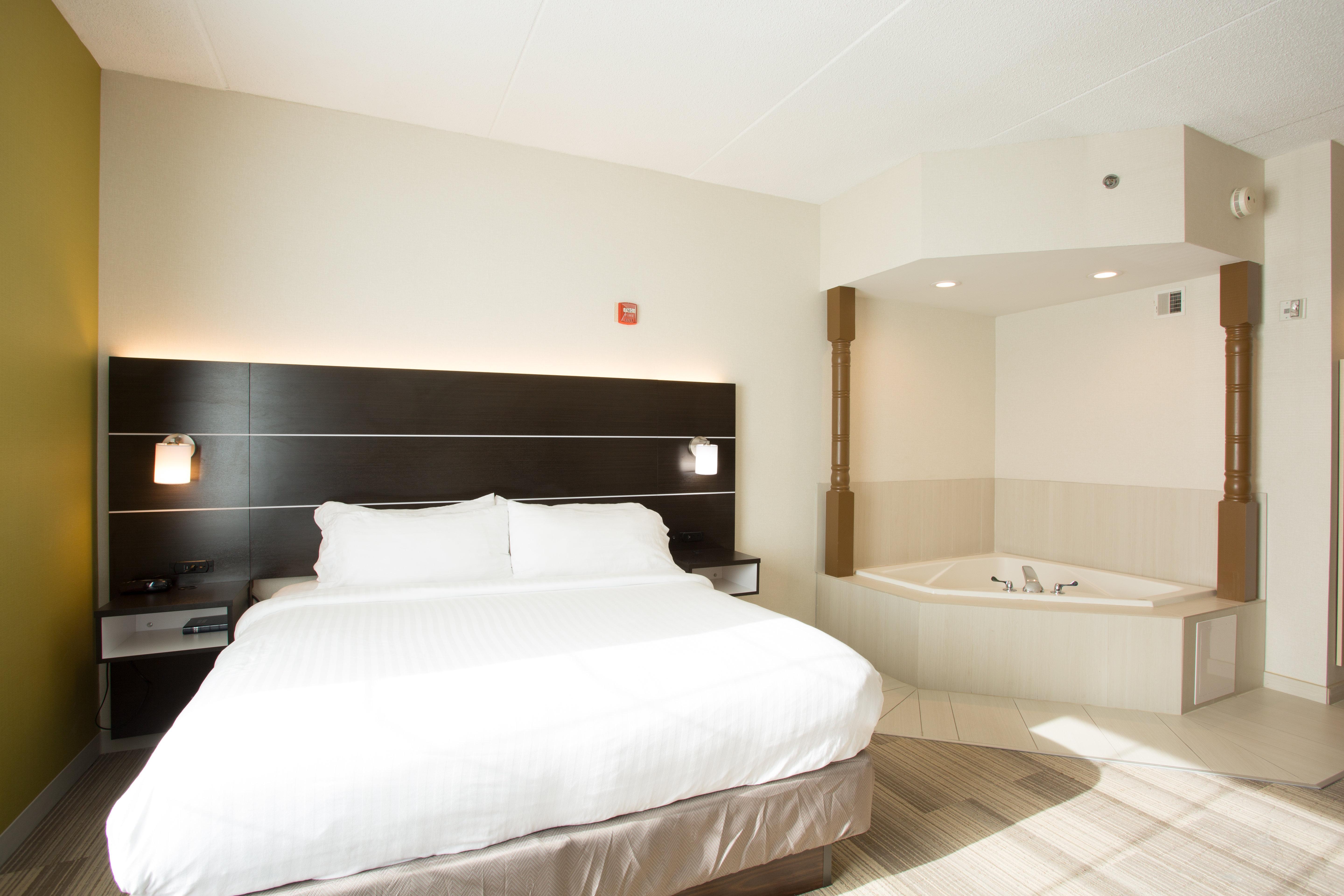 Holiday Inn Express Hotel & Suites Reading By Ihg Экстерьер фото