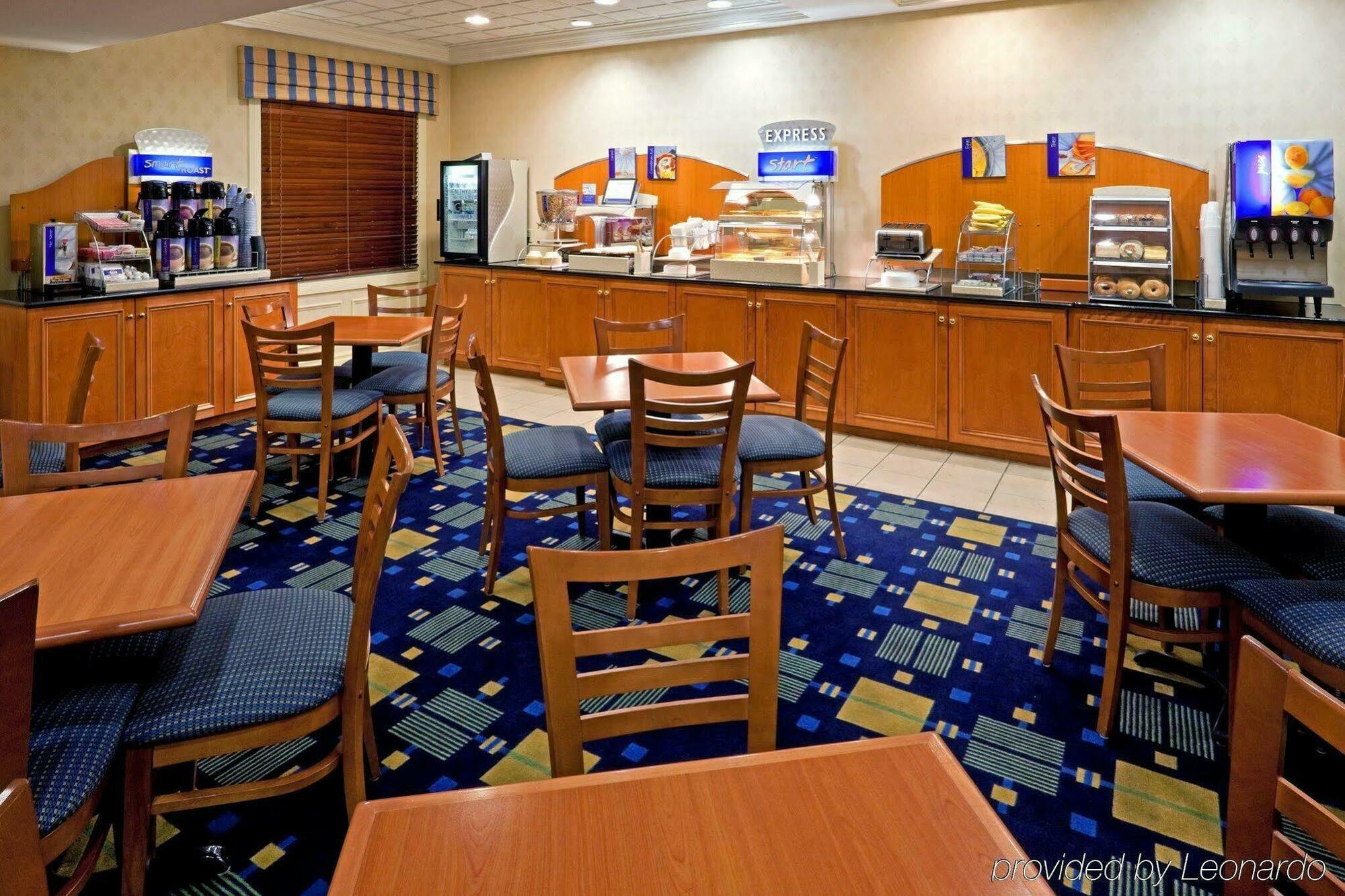 Holiday Inn Express Hotel & Suites Reading By Ihg Экстерьер фото